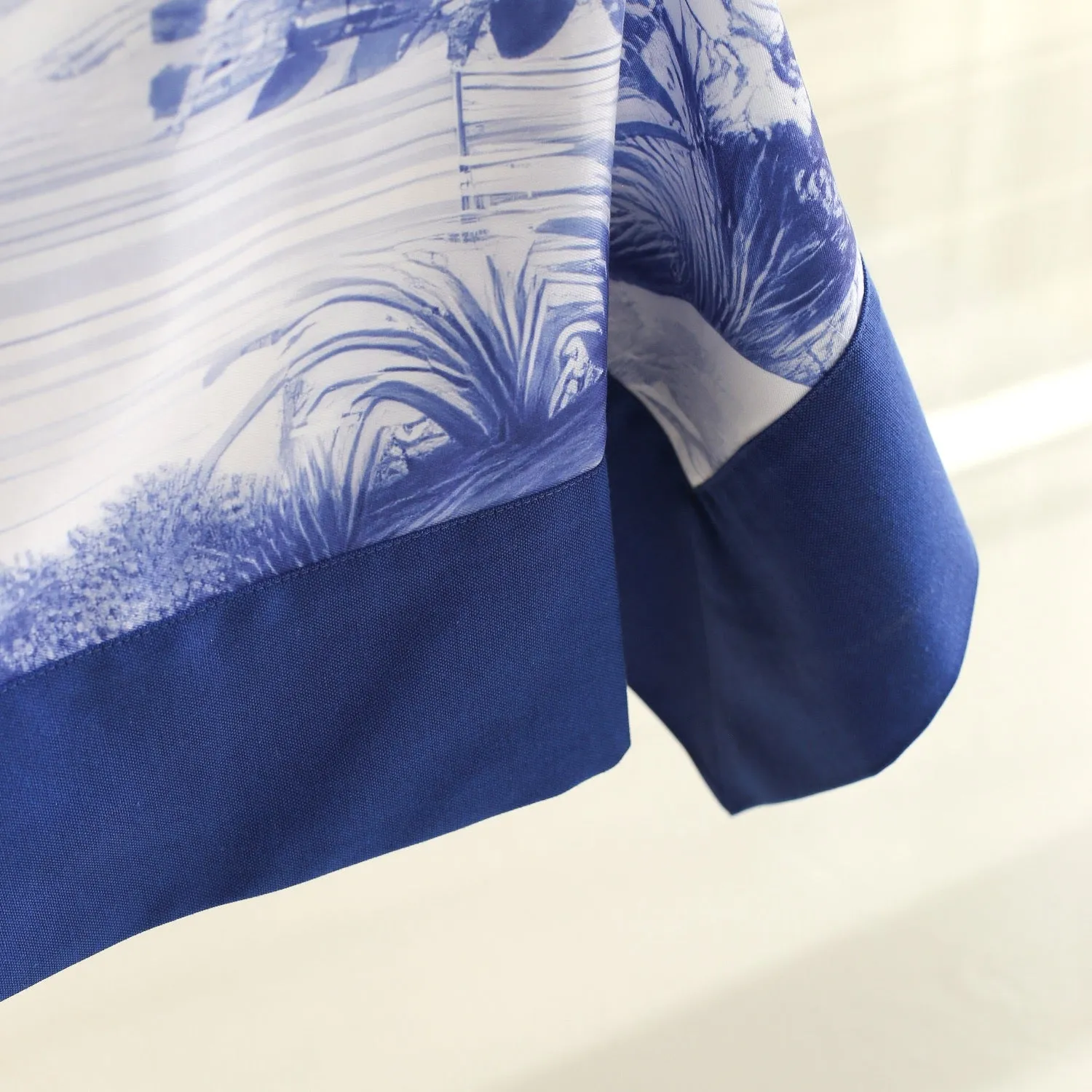 Blue Blanc Tablecloth